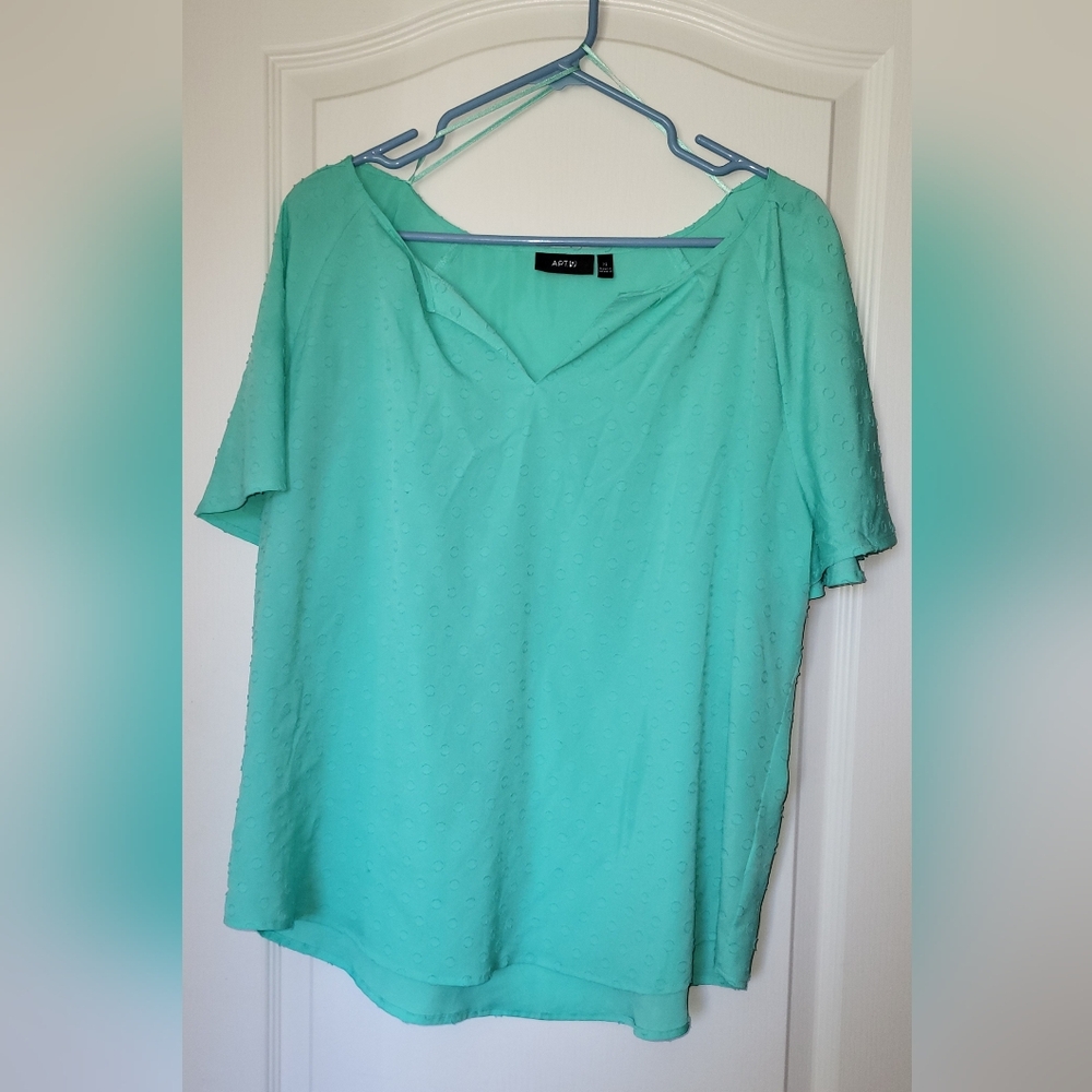 Apt. 9 Women's Green Polka Dot Blouse Size Xl